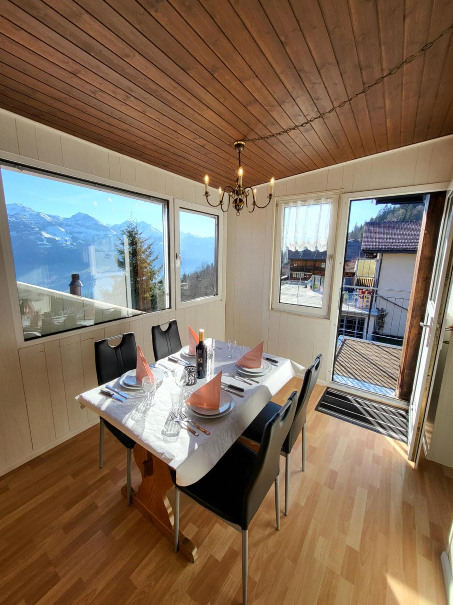 Chalet Lilo 4 Zimmer Big View Beatenberg Buitenkant foto